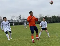 英超赛程吃紧，山东泰山清晨远射贴柱，媒体盛赞，控场能力受关注