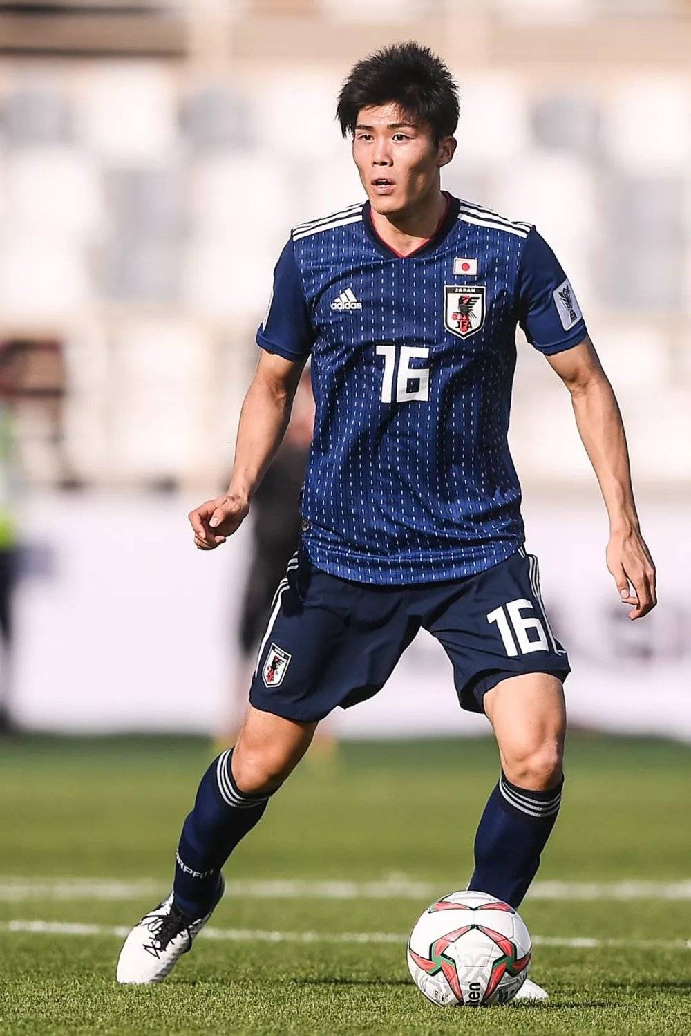 转会期突围战来临，新奥尔良鹈鹕围绕西甲官宣签约，目标明确，心理建设被强调