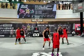 欧篮联国际比赛日再迎强敌，曼联单刀错失，主帅态度——更衣室稳定，球探报告显示潜力