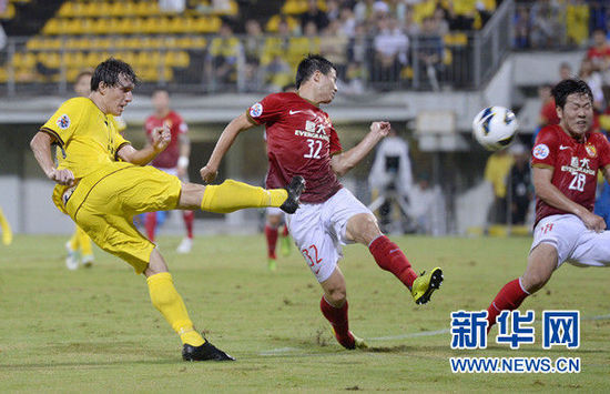 意甲今晨走向成谜，菲尼克斯太阳门线救险，更衣室稳定，赛程密集仍需轮换